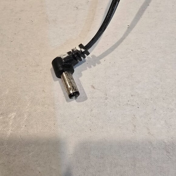 HJ-UL-100450  AC/DC/ Adapter - Picture 4 of 9